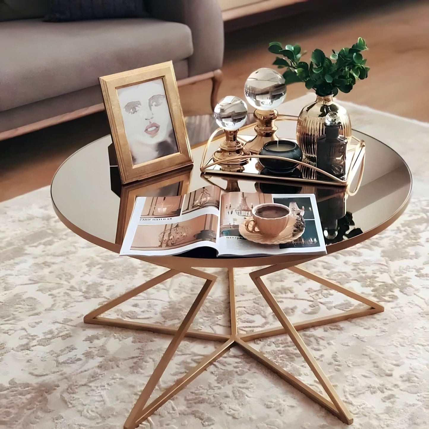 أثاث مهوي - طاولة قهوة زجاج بتصميم مميز